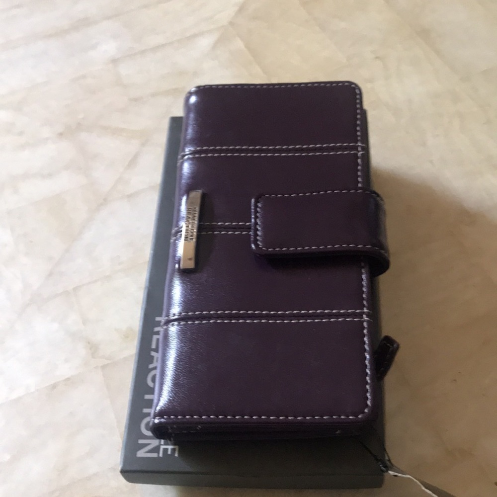 KENNETH COLE REACTION WALLET NWT - Picture 7 of 7